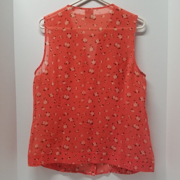 CAbi #5350 Blossom Print Sleeveless Pintuck Blouse - Picture 4 of 16